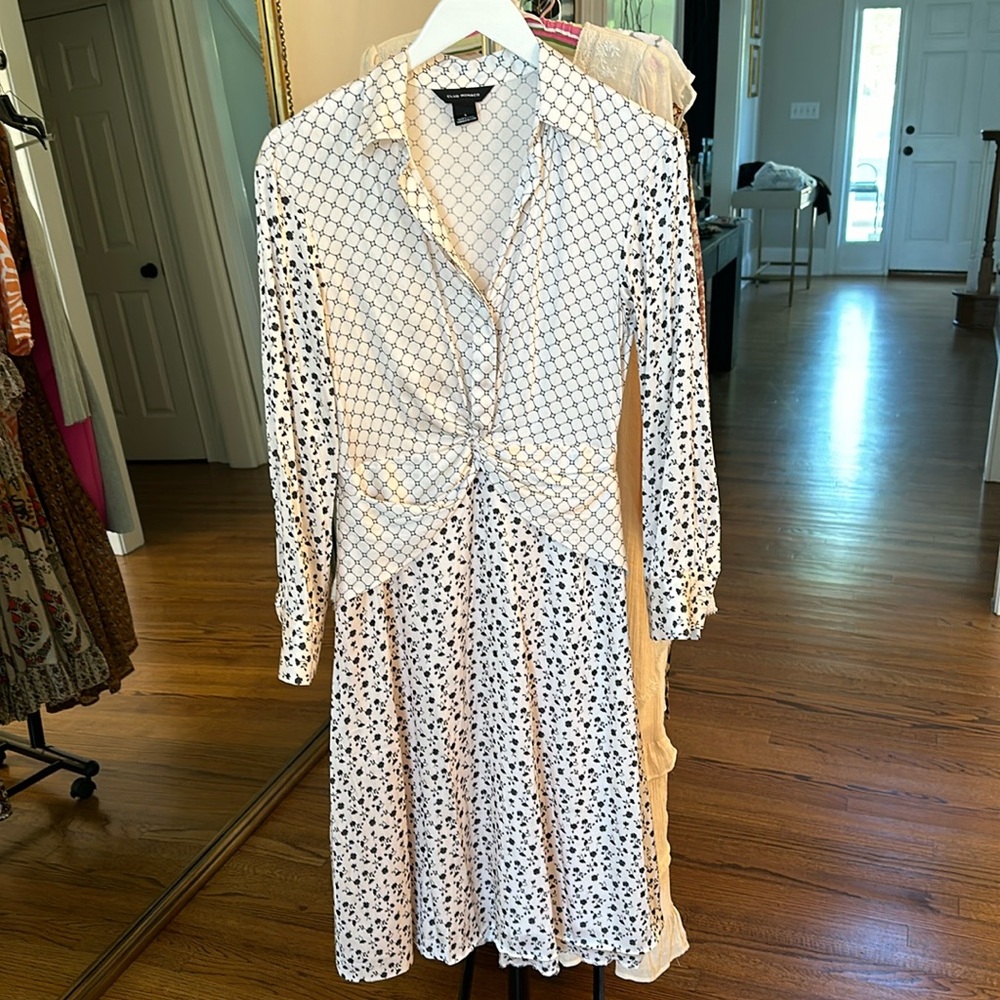 Club Monaco dress in a subtle blush tone with black print size 2